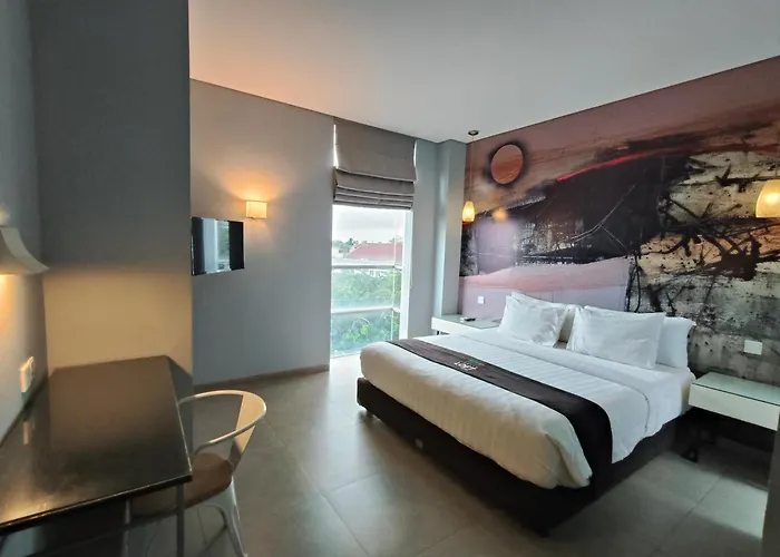 Loft Bali Hotel 2*