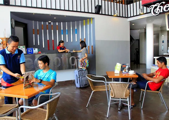 Loft Bali Hotel 2*